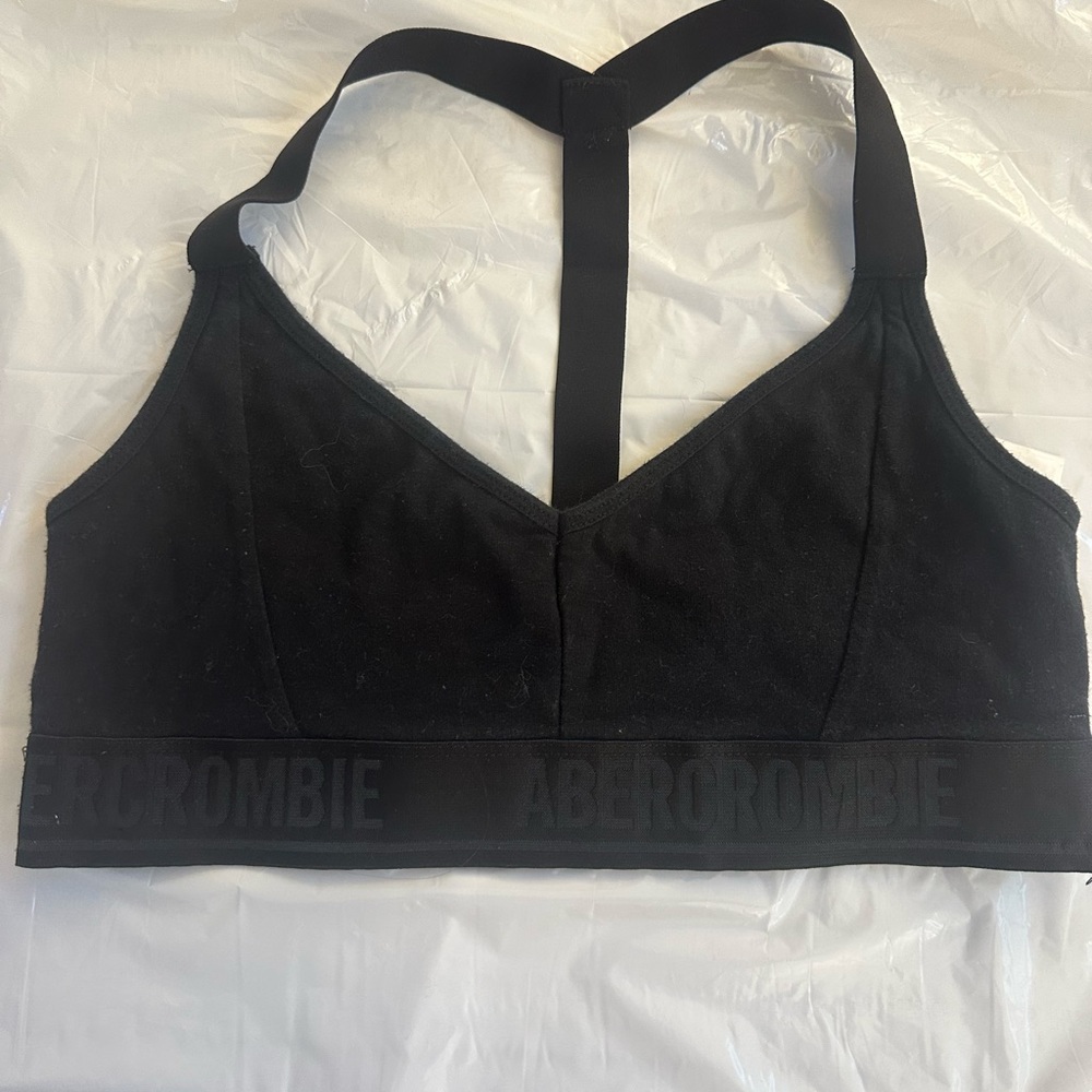 Abercrombie and fitch sports bra size M